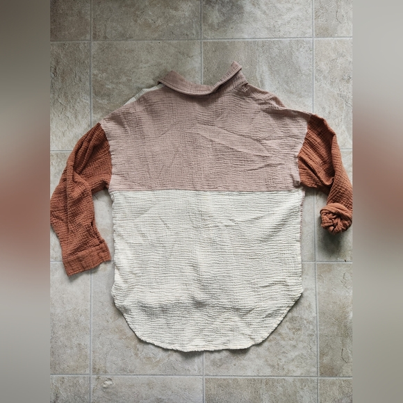 Altar'd State Gauze Textened Linen Top - Size S/M - Picture 6 of 8